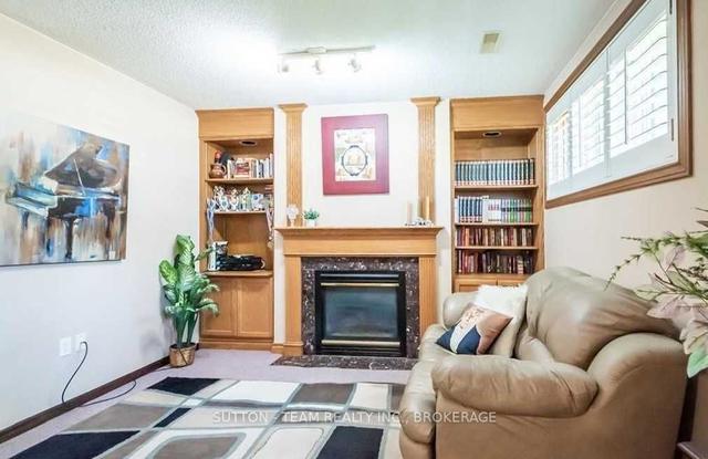 44 Windsor Dr, House detached with 3 bedrooms, 2 bathrooms and 5 parking in Brant ON | Image 16