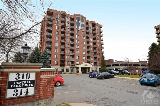 10g - 310 Central Park Drive, Condo with 1 bedrooms, 1 bathrooms and null parking in Ottawa ON | Image 1