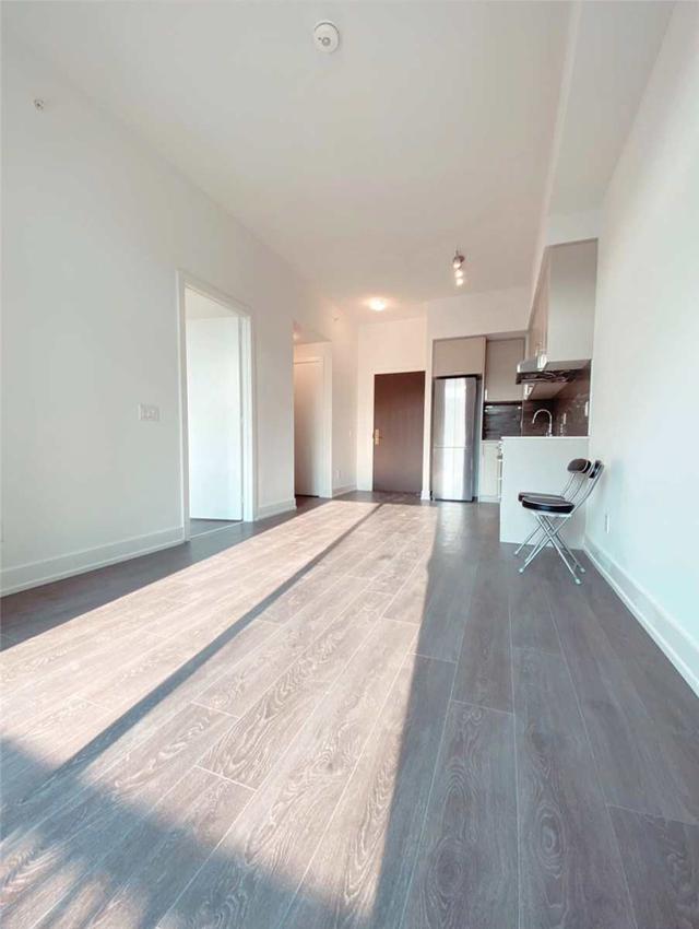 820 - 278 Buchanan Dr, Condo with 1 bedrooms, 1 bathrooms and 1 parking in Markham ON | Image 4