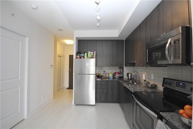1002 - 68 Merton St, Condo with 1 bedrooms, 2 bathrooms and 1 parking in Toronto ON | Image 4