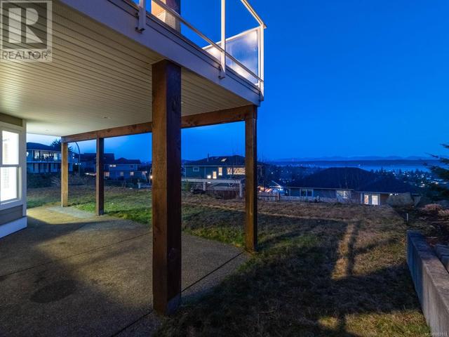 696 Pacific Heights Lane, House detached with 5 bedrooms, 3 bathrooms and 4 parking in Campbell River BC | Image 44