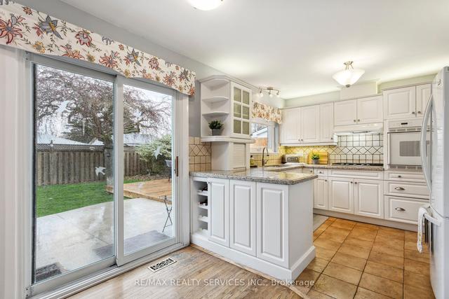 25 Allendale Rd, House detached with 2 bedrooms, 3 bathrooms and 4 parking in Brampton ON | Image 27