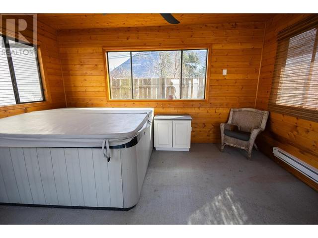 3441 River Drive, House detached with 2 bedrooms, 2 bathrooms and null parking in Kitimat Stikine E BC | Image 23