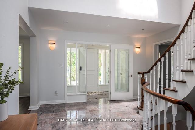 15 Old Colony Rd, House detached with 4 bedrooms, 6 bathrooms and 9 parking in Toronto ON | Image 34
