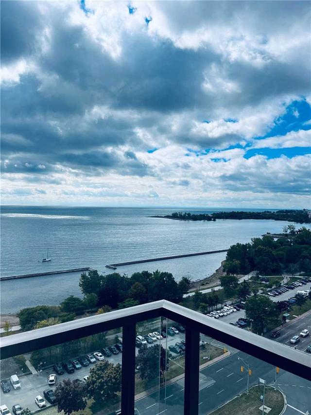 2011 - 1926 Lakeshore Blvd W, Condo with 2 bedrooms, 2 bathrooms and 1 parking in Toronto ON | Image 9