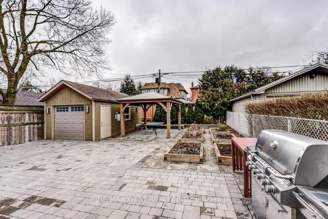 12 Charleston Rd, House detached with 3 bedrooms, 2 bathrooms and 7 parking in Toronto ON | Image 24