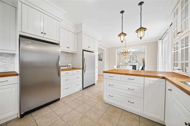 2074 Bridle Rd, House detached with 4 bedrooms, 4 bathrooms and 6 parking in Oshawa ON | Image 5