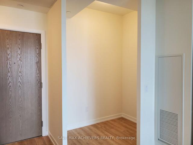 613 - 2300 St Clair Ave W, Condo with 1 bedrooms, 1 bathrooms and 0 parking in Toronto ON | Image 8