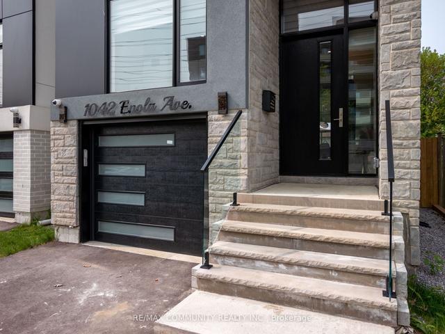 1042 Enola Ave, House detached with 4 bedrooms, 4 bathrooms and 3 parking in Mississauga ON | Image 34
