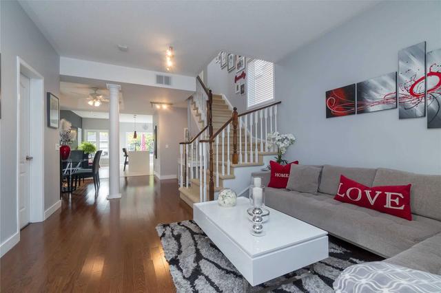 2673 Castle Hill Cres, House detached with 3 bedrooms, 4 bathrooms and 7 parking in Oakville ON | Image 33