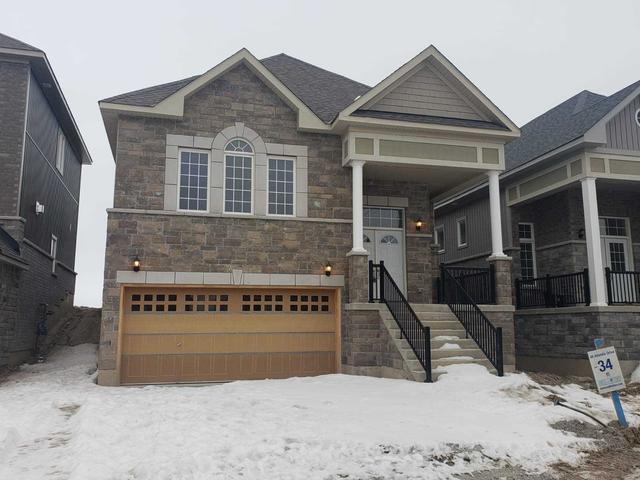 48 Atlantis Dr, House detached with 3 bedrooms, 3 bathrooms and 4 parking in Orillia ON | Card Image