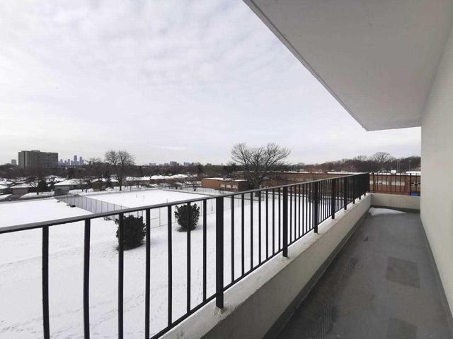 404 - 1333 Bloor St, Condo with 3 bedrooms, 2 bathrooms and 1 parking in Mississauga ON | Image 14