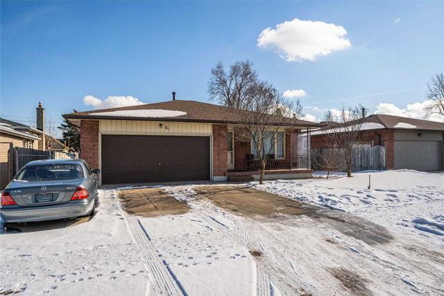 61 Juniper Dr, House detached with 3 bedrooms, 2 bathrooms and 5 parking in Hamilton ON | Image 23