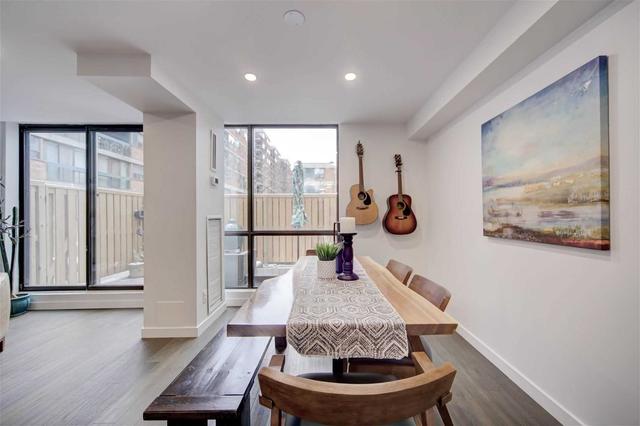 th09 - 73 Mccaul St, Townhouse with 3 bedrooms, 3 bathrooms and 0 parking in Toronto ON | Image 40