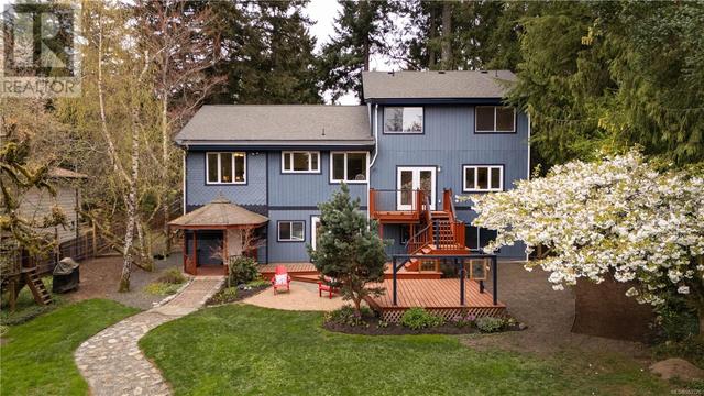 600 Cromar Rd, House detached with 5 bedrooms, 3 bathrooms and 4 parking in North Saanich BC | Image 2