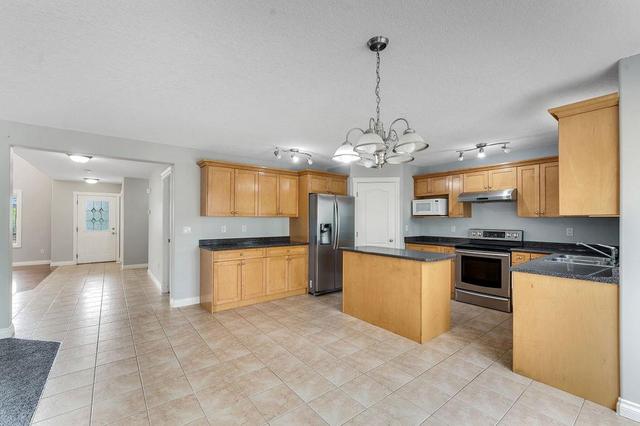 30 Canals Circle Sw, House detached with 8 bedrooms, 4 bathrooms and 6 parking in Airdrie AB | Image 18