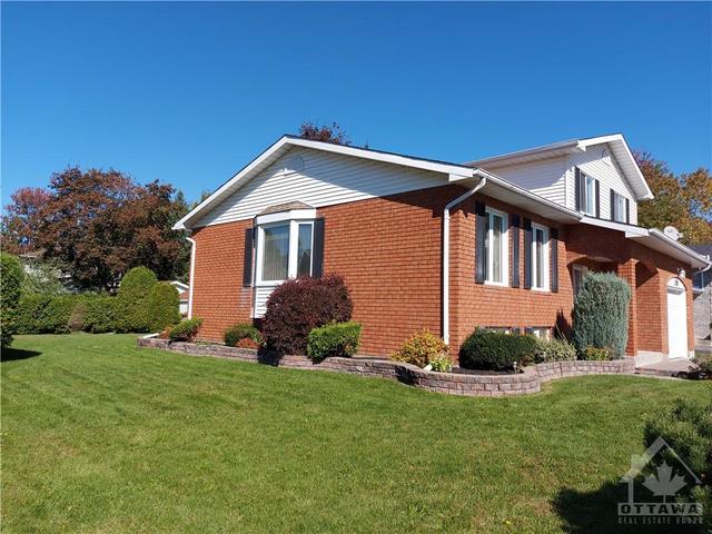 1519 Stephen Street, House detached with 4 bedrooms, 3 bathrooms and 5 parking in Cornwall ON | Image 28