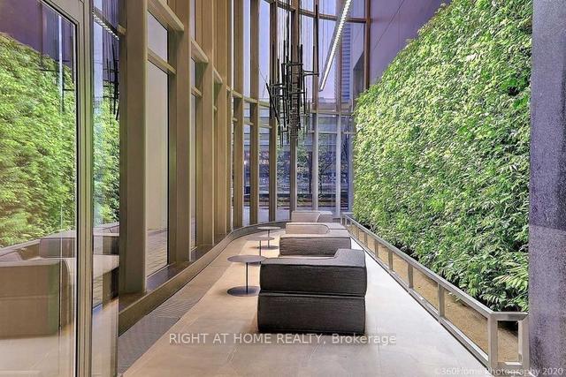 1407 - 16 Bonnycastle St, Condo with 1 bedrooms, 1 bathrooms and 0 parking in Toronto ON | Image 3
