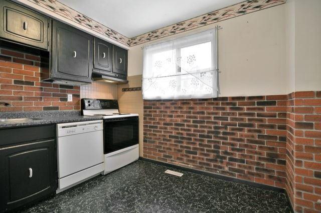 14 - 1532 Sixth Line, Townhouse with 3 bedrooms, 2 bathrooms and 1 parking in Oakville ON | Image 5