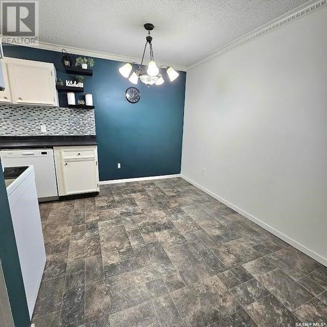 315 - 1580 Olive Diefenbaker Drive, Condo with 2 bedrooms, 1 bathrooms and null parking in Prince Albert SK | Image 6