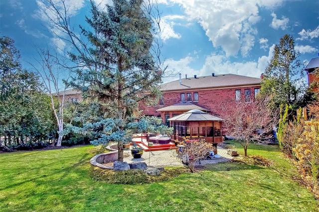 95 Glenarden Cres, House detached with 4 bedrooms, 7 bathrooms and 8 parking in Richmond Hill ON | Image 33