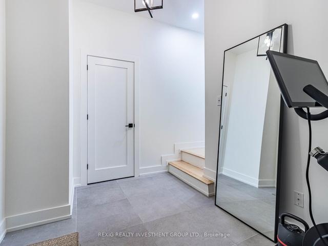 1 - 132 Strachan Ave, Townhouse with 3 bedrooms, 2 bathrooms and 1 parking in Toronto ON | Image 22