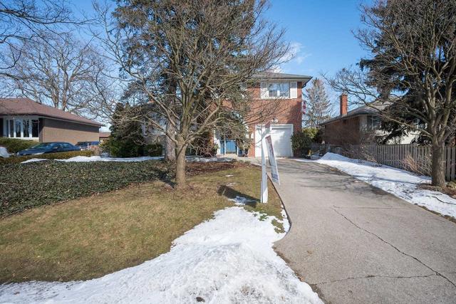 525 Swann Dr, House detached with 3 bedrooms, 2 bathrooms and 3 parking in Oakville ON | Image 23
