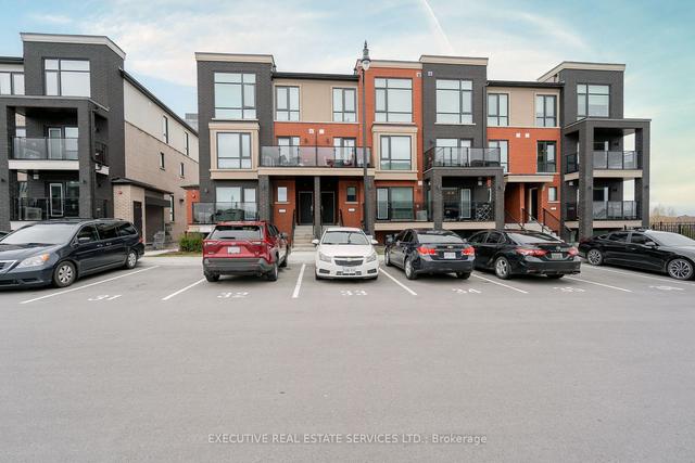 8 - 195 Veterans Dr, Townhouse with 2 bedrooms, 2 bathrooms and 1 parking in Brampton ON | Image 1