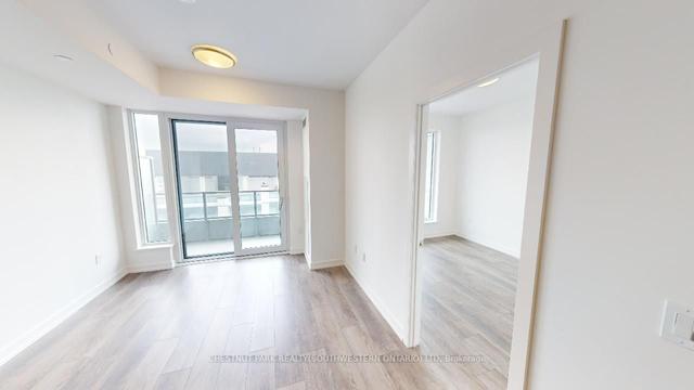 2101 - 15 Wellington St, Condo with 1 bedrooms, 1 bathrooms and 1 parking in Kitchener ON | Image 33