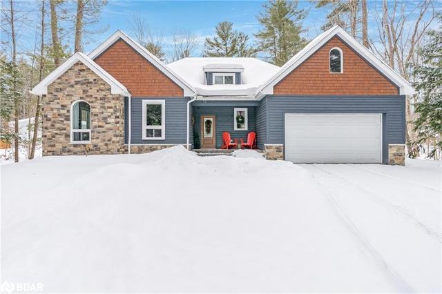 1033 Picard Lane, House detached with 3 bedrooms, 2 bathrooms and 8 parking in Gravenhurst ON | Image 4