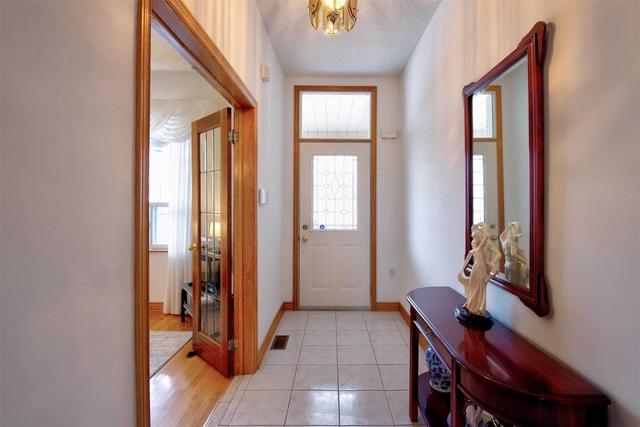 157 Hallam St, House detached with 3 bedrooms, 2 bathrooms and 9 parking in Toronto ON | Image 36