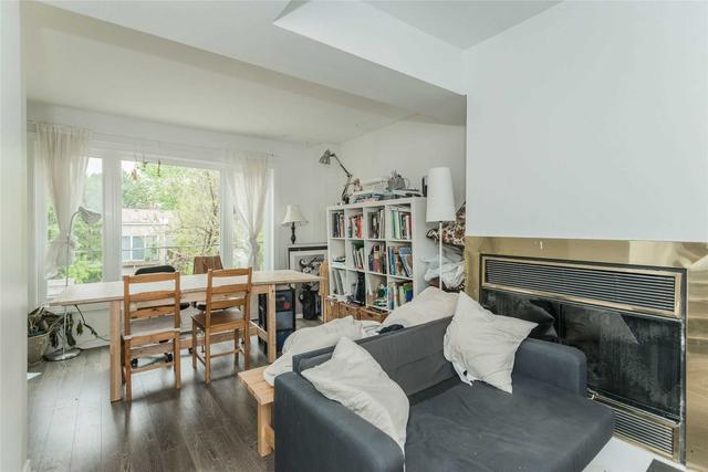 unit 1 - 212 Milan St, House detached with 5 bedrooms, 3 bathrooms and 2 parking in Toronto ON | Image 20