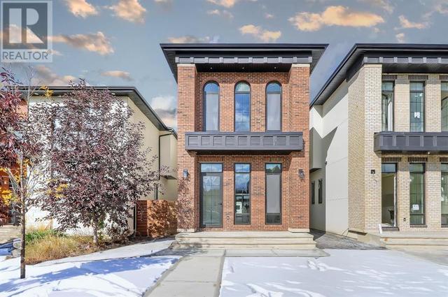 2634 5 Avenue Nw, House detached with 4 bedrooms, 3 bathrooms and 4 parking in Calgary AB | Image 1