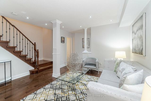 921 Tambourine Terr, House semidetached with 3 bedrooms, 4 bathrooms and 3 parking in Mississauga ON | Image 38