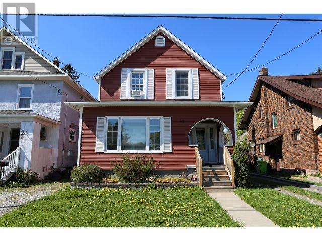 58 Wemyss St, House detached with 3 bedrooms, 2 bathrooms and null parking in Sault Ste. Marie ON | Card Image