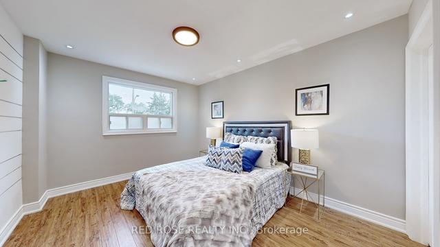 120 Harlandale Ave, House detached with 3 bedrooms, 3 bathrooms and 5 parking in Toronto ON | Image 17