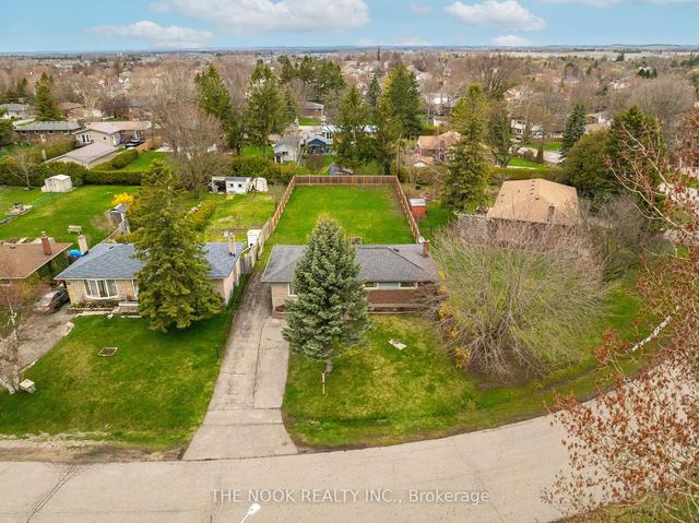 62 Lakeview Rd, House detached with 3 bedrooms, 1 bathrooms and 6 parking in Clarington ON | Image 23