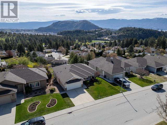 2264 Shannon Hills Drive, House detached with 3 bedrooms, 3 bathrooms and 4 parking in West Kelowna BC | Image 39