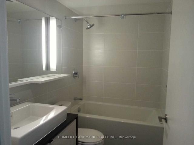 1003 - 72 Esther Shiner Blvd, Condo with 1 bedrooms, 1 bathrooms and 1 parking in Toronto ON | Image 9