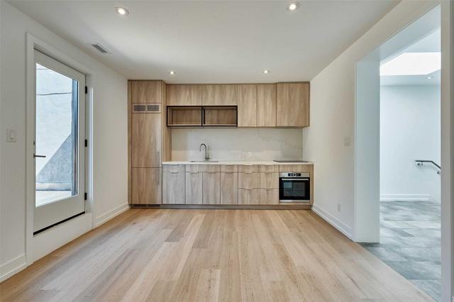 upper - 2476 Yonge St, Condo with 3 bedrooms, 1 bathrooms and 0 parking in Toronto ON | Image 25