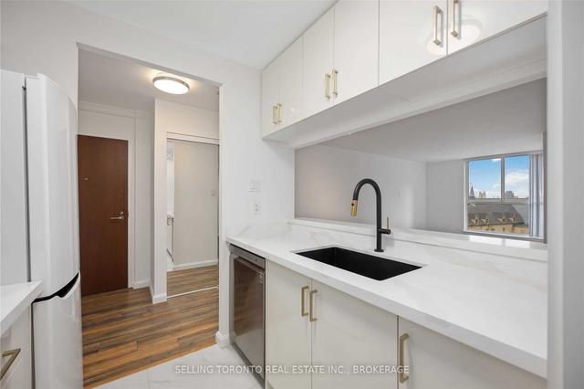 712 - 1055 Bay St, Condo with 1 bedrooms, 1 bathrooms and 1 parking in Toronto ON | Image 20
