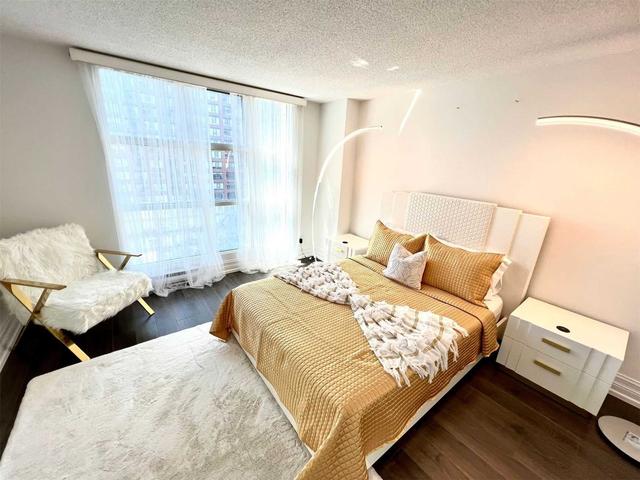 1101 - 409 Bloor St, Condo with 2 bedrooms, 2 bathrooms and 1 parking in Toronto ON | Image 4