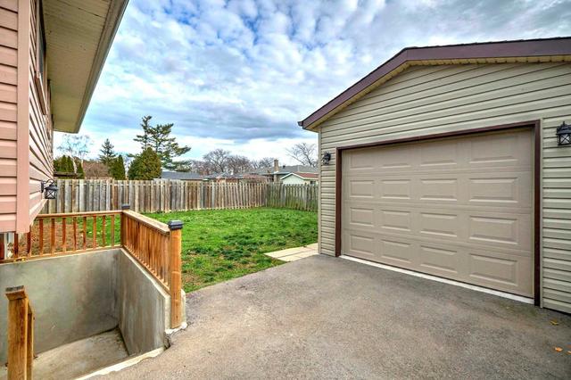 17 Abraham Dr, House detached with 3 bedrooms, 2 bathrooms and 6.5 parking in St. Catharines ON | Image 30