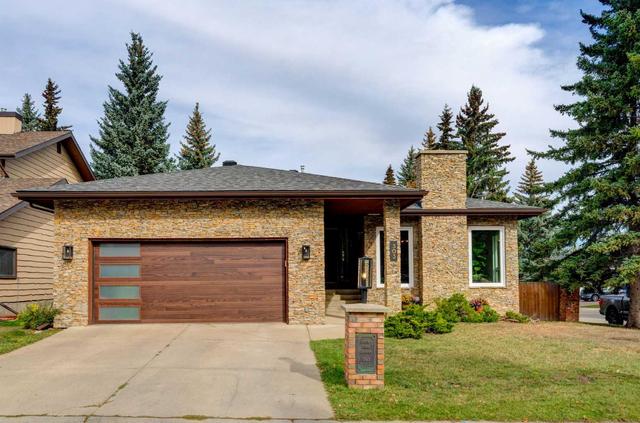 303 Canter Place Sw, House detached with 5 bedrooms, 4 bathrooms and 4 parking in Calgary AB | Image 1