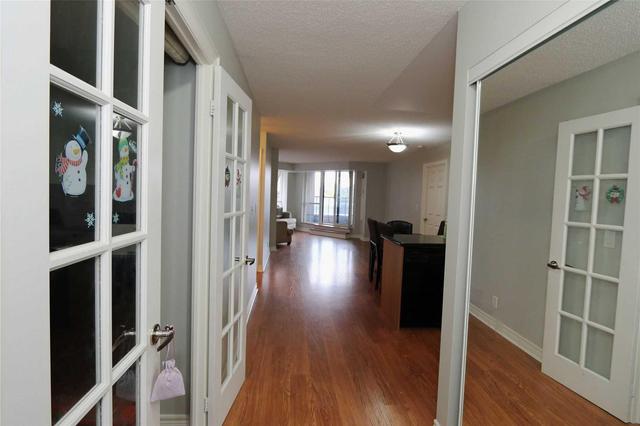 337 - 33 Cox Blvd, Condo with 2 bedrooms, 2 bathrooms and 1 parking in Markham ON | Image 2