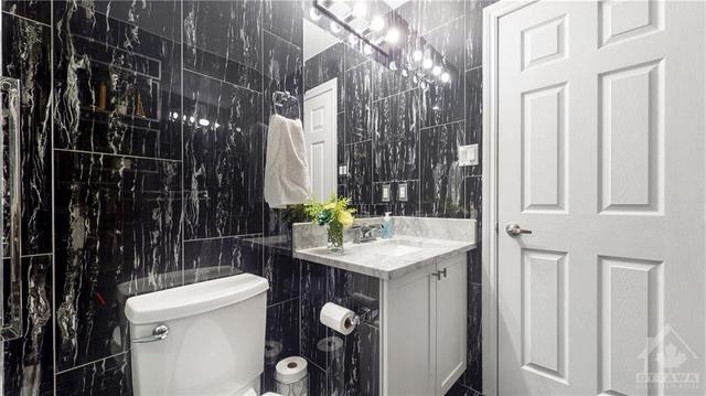 315 Menorca Drive, Townhouse with 2 bedrooms, 2 bathrooms and 3 parking in Ottawa ON | Image 25