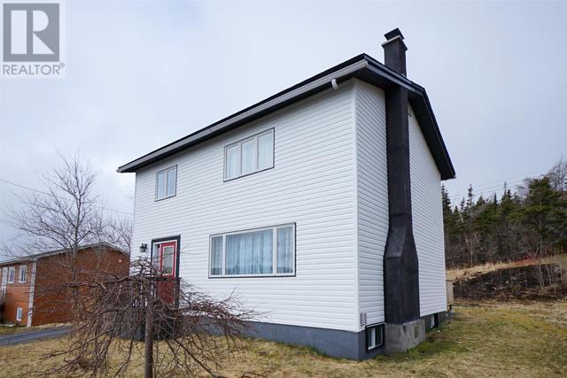 31 Villa Marie Drive, House detached with 5 bedrooms, 1 bathrooms and null parking in Placentia NL | Image 2