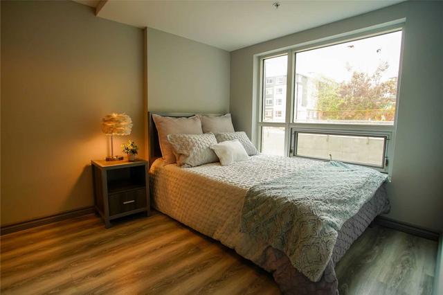 110b - 275 Larch St, Condo with 2 bedrooms, 2 bathrooms and 0 parking in Waterloo ON | Image 7