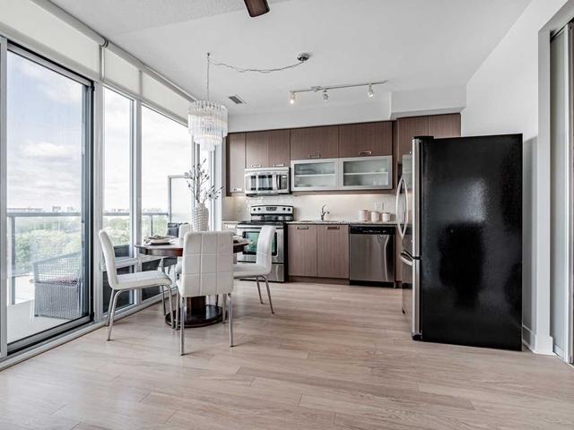 913 - 90 Stadium Rd, Condo with 1 bedrooms, 1 bathrooms and 1 parking in Toronto ON | Image 2