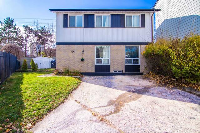 45 Hoskins Sq, House detached with 3 bedrooms, 2 bathrooms and 2 parking in Brampton ON | Image 1